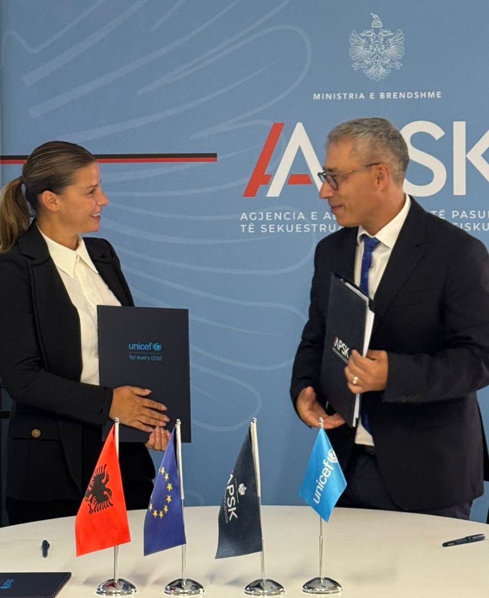 AAPSK dhe UNICEF Shqipëri nënshkruajnë marrëveshje bashkëpunimi për transformimin e pasurive të konfiskuara në hapësira sociale për fëmijët dhe komunitetin